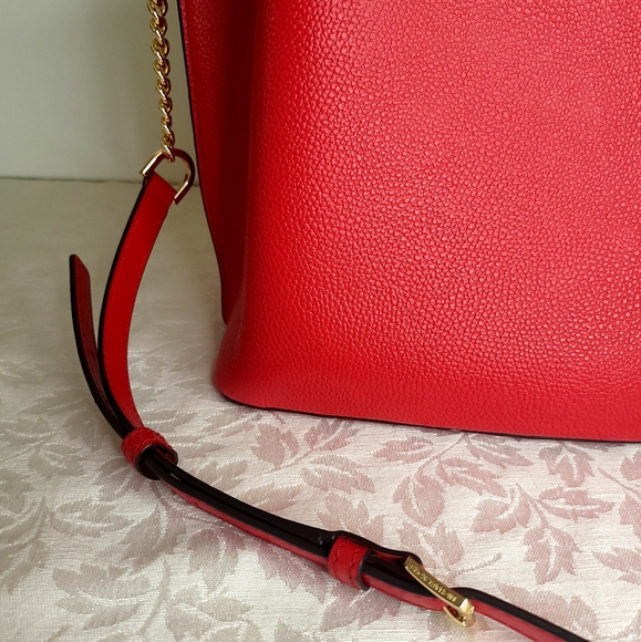 Michael Kors Red Shoulder Hand Bag - Picture 11 of 11